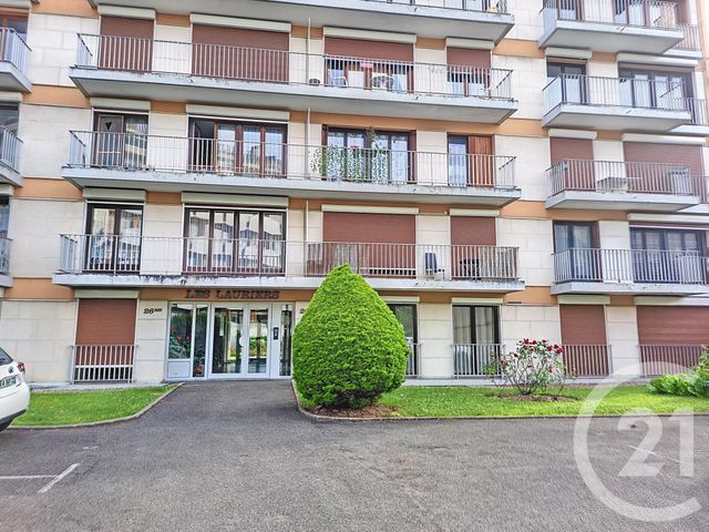 Appartement F2 à vendre - 2 pièces - 57.5 m2 - MELUN - 77 - ILE-DE-FRANCE - Century 21 Cerim