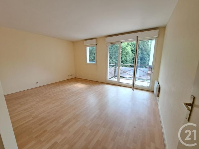 Appartement F3 à vendre - 3 pièces - 71.47 m2 - MELUN - 77 - ILE-DE-FRANCE - Century 21 Cerim