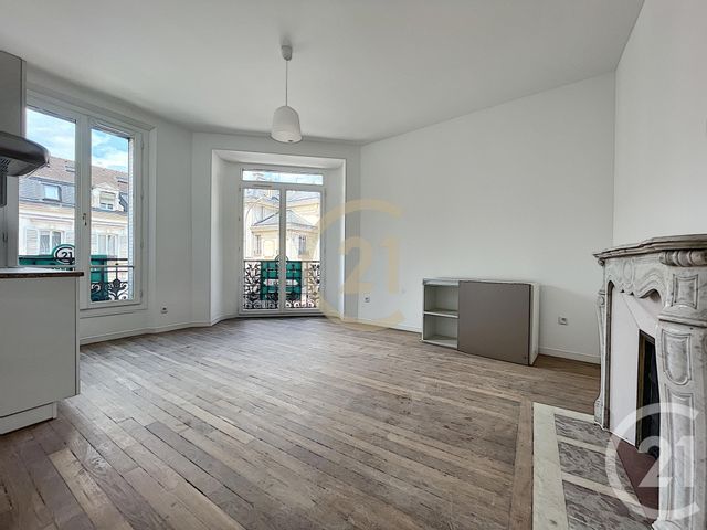 Appartement F1 à louer MELUN