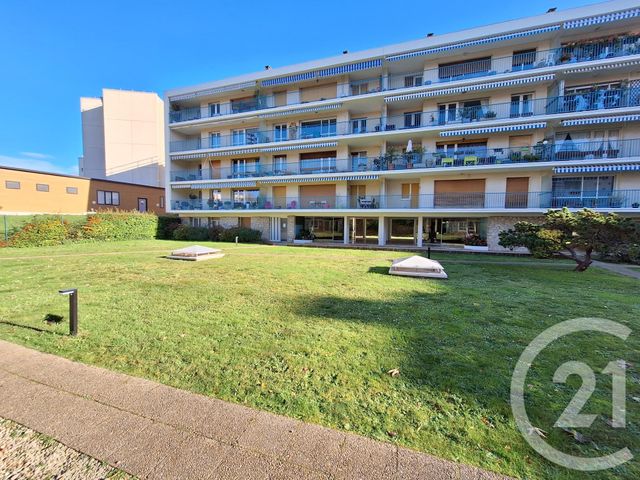 Appartement F2 à vendre - 2 pièces - 41.0 m2 - MELUN - 77 - ILE-DE-FRANCE - Century 21 Cerim