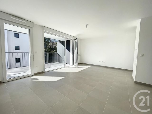 Appartement F3 à louer - 3 pièces - 60.5 m2 - LE MEE SUR SEINE - 77 - ILE-DE-FRANCE - Century 21 Cerim