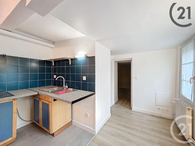 Appartement F1 à louer - 1 pièce - 33.0 m2 - MELUN - 77 - ILE-DE-FRANCE - Century 21 Cerim