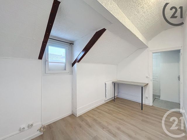 Appartement F1 à louer - 1 pièce - 15.0 m2 - MELUN - 77 - ILE-DE-FRANCE - Century 21 Cerim