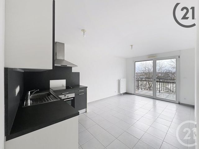 Appartement F2 à louer - 2 pièces - 38.3 m2 - LE MEE SUR SEINE - 77 - ILE-DE-FRANCE - Century 21 Cerim