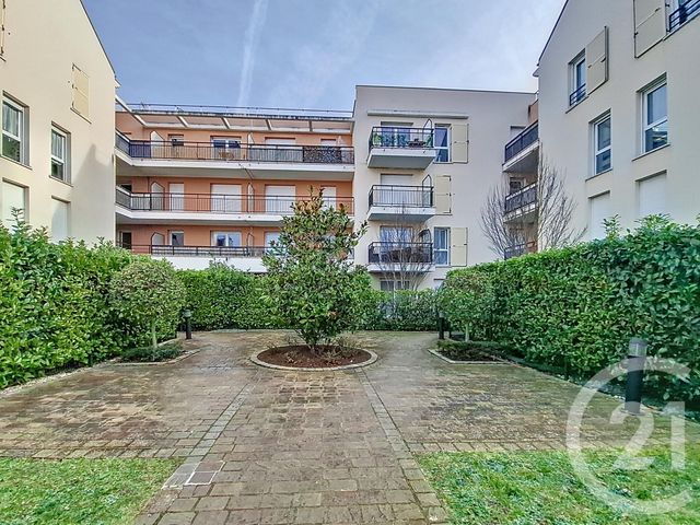 Appartement F3 à vendre - 3 pièces - 62.44 m2 - LA ROCHETTE - 77 - ILE-DE-FRANCE - Century 21 Cerim